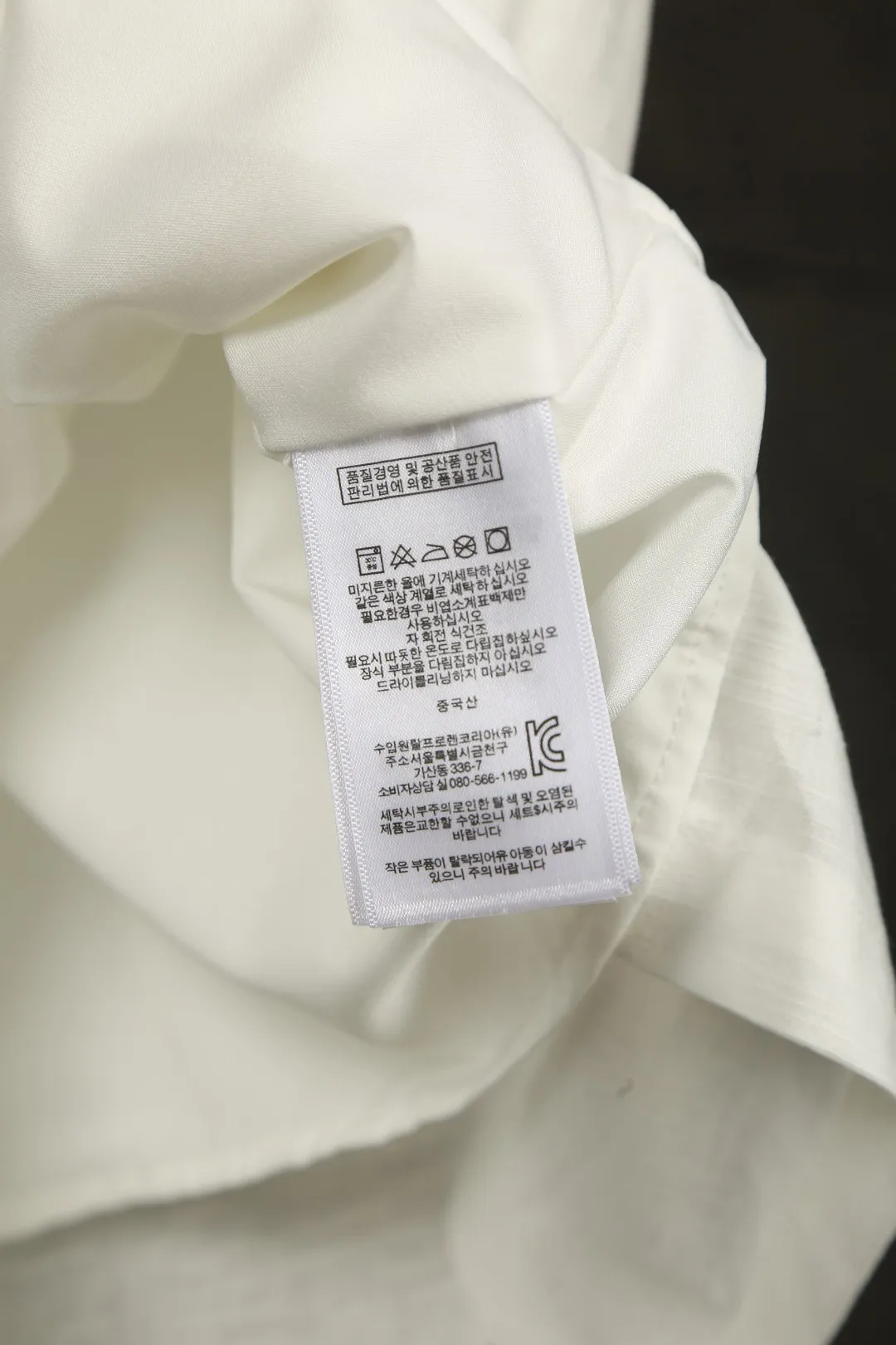 P210 Actual photo [High-end quality] Style number: 25052# Color: Navy blue/off-white/light khaki/ice blue/dark khaki Size: S to Short five-point version, double-layered inside and outside to prevent exposure, double stitching to cover the independent waistband ✅ - Professional washing before the car, the texture of the fabric is tight and soft ✅ - RL/Ralph Lauren linen shorts are simply a summer savior. The linen material allows every pore to breathe freely, say goodbye to sticky heat. Walking on the road, the wind blows, and the heat all over the body is instantly smoothed away. The bamboo texture is natural and unique, simple and pure texture, full of laziness and old money style.